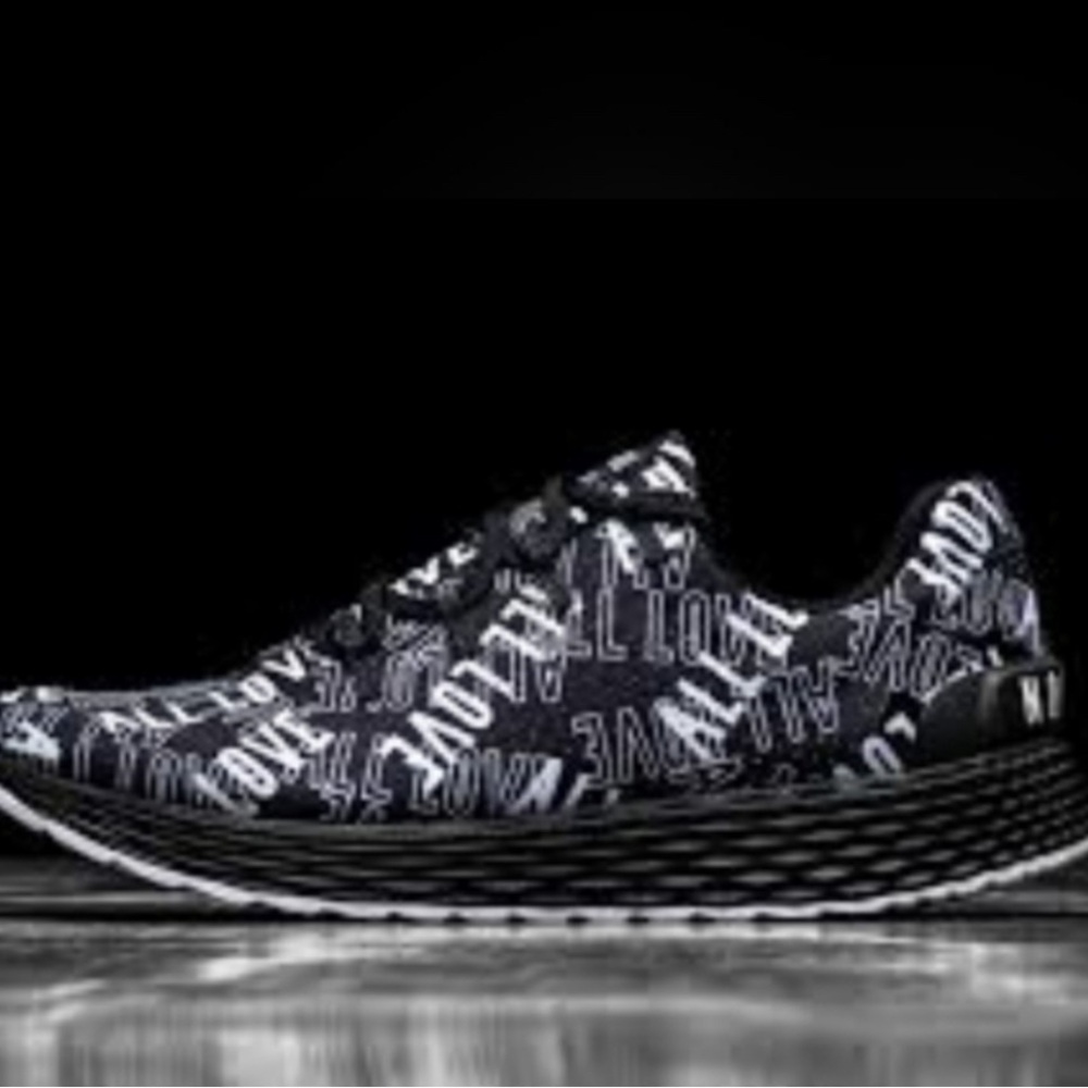** DO NOT BUY **ISO NOBULL ALL LOVE runners in women’s size 8!